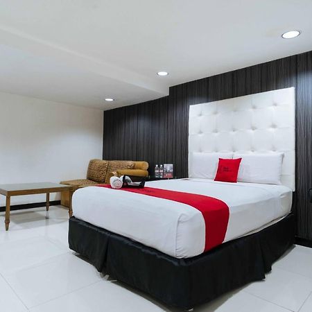 Reddoorz Plus @ V Mapa Extension Santa Mesa Manila Exterior foto